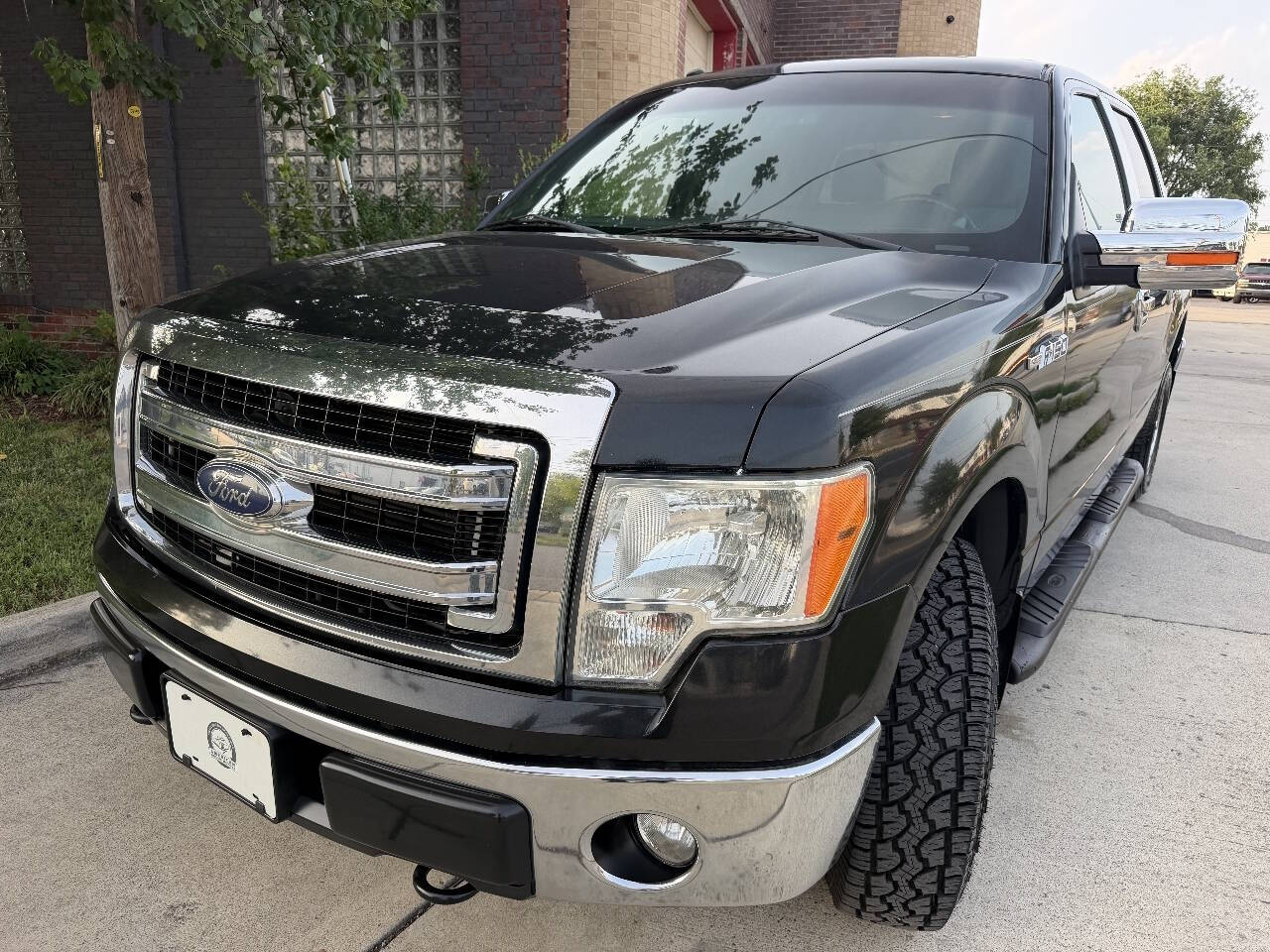 2014 Ford F150 SuperCrew Cab FX4 Pickup 4D 5 1/2 ft