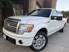 2010 Ford F150 SuperCrew Cab Platinum Pickup 4D 5 1/2 ft photo 2