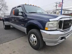 2004 Ford F-350 Super Duty Lariat Crew Cab photo 4