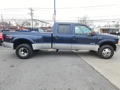 2004 Ford F-350 Super Duty Lariat Crew Cab photo 6