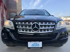 2011 Mercedes-Benz M-Class ML 350 4MATIC Sport Utility 4D photo 2