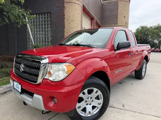 2011 Suzuki Equator Extended Cab