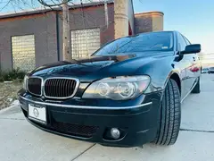 2008 BMW 7 Series 750Li Sedan 4D photo 2
